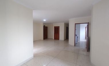 Apartamento en arriendo en Alto Prado.