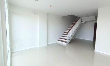 2 Bedroom Condo with Parking for Sale in Lahug Cebu City