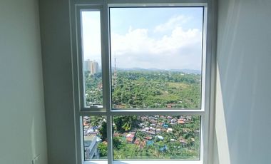2 Bedroom Condo with Parking for Sale in Lahug Cebu City