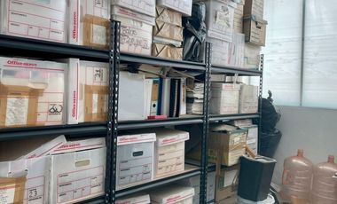 Venta de Edificio en Valle Dorado  con uso de suelo mixto