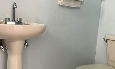 Venta de Edificio en Valle Dorado  con uso de suelo mixto