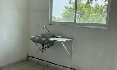 Venta de Edificio en Valle Dorado  con uso de suelo mixto