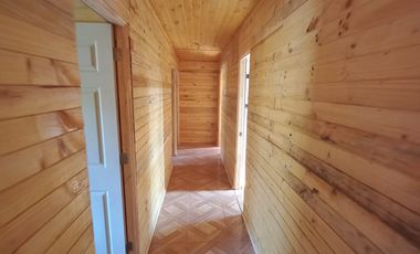 Se vende 3.238 m2 con casa de 4 dormitorios en Quinamavida, Colbun