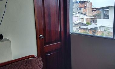 Venta de  Hostal en la Playa de Crucita, Ecuador