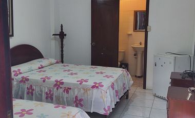 Venta de  Hostal en la Playa de Crucita, Ecuador