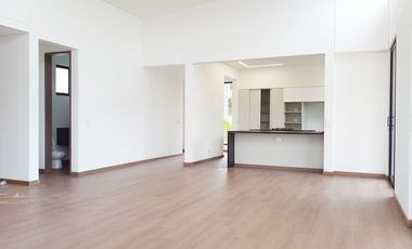 PR19724 Casa en venta en el sector El Retiro