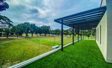 GRAND 2-STOREY, 4-BEDROOM HOUSE FOR SALE/RENT IN MANILA SOUTHWOODS