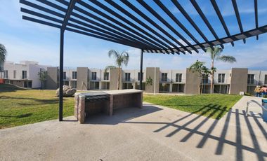 Venta de hermosa casa con alberca de inversión cerca de Tepoztlan