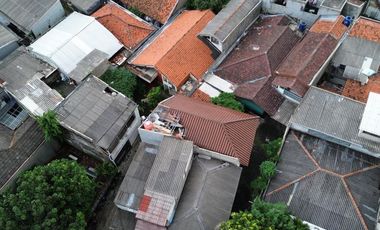 Cocok Invest,, 3 Rumah Kontrakan Dan Kios Pinggir Jalan Raya Area Petukangan