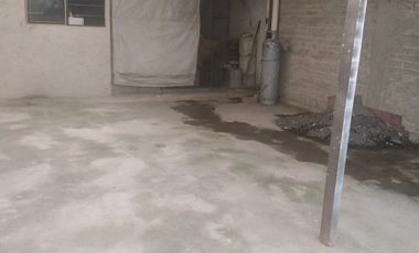 Solo al contado, Venta de Casa en Valle de Chalco, Estado de México, 2 Niveles 4 Recamaras, $2,200,000.00