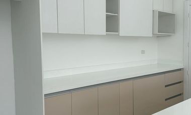 VENTA DE HERMOSO DEPARTAMENTO DE 2 DORMITORIOS CON BAÑOS PRIVADOS Y AMENITIES