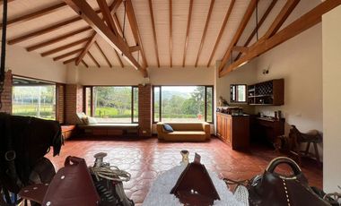 PR22004 Casa en arriendo en el sector La Ceja