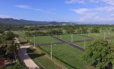 VENTA DE LOTES EN SANTORINI CAMPESTRE A 8 MIN DE GIRARDOT Lotes Campestres a 8 Min de Girardot | Financiación 24 Meses Sin Interés | Con Servicios y L