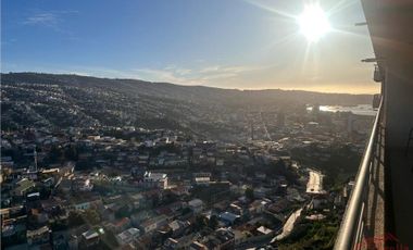 VALPARAISO-CERRO LAS DELICIAS- BAHIA VALPARAISO