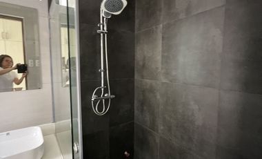 4br Townhouse in Quezon City Tandang Sora Congressional Visayas Ave inside subdivision