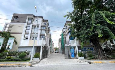 4br Townhouse in Quezon City Tandang Sora Congressional Visayas Ave inside subdivision
