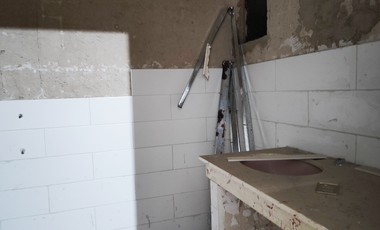 CASA PARA REMODELAR EN VENTA EN LA COLONIA MODERNA APTA PARA OFICINAS, CONSULTORIOS, CASA UNIFAMILIAR O DEPARTAMENTOS
