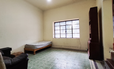 CASA PARA REMODELAR EN VENTA EN LA COLONIA MODERNA APTA PARA OFICINAS, CONSULTORIOS, CASA UNIFAMILIAR O DEPARTAMENTOS
