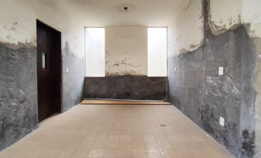 CASA PARA REMODELAR EN VENTA EN LA COLONIA MODERNA APTA PARA OFICINAS, CONSULTORIOS, CASA UNIFAMILIAR O DEPARTAMENTOS