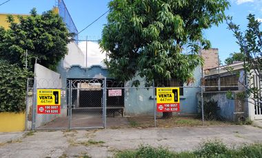 CASA PARA REMODELAR EN VENTA EN LA COLONIA MODERNA APTA PARA OFICINAS, CONSULTORIOS, CASA UNIFAMILIAR O DEPARTAMENTOS