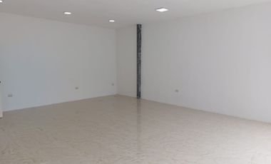 Local Comercial de alquiler en Gasolinera, km 14.5 Vía a Daule