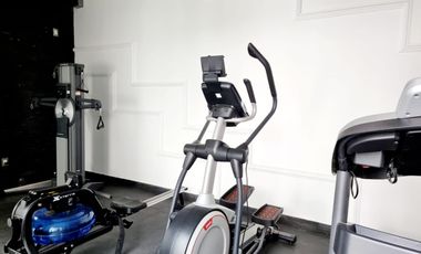 VENTA O RENTA RESIDENCIA EN CACALOMACAN 