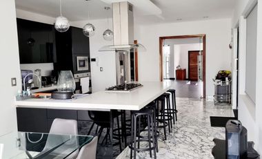 VENTA O RENTA RESIDENCIA EN CACALOMACAN 