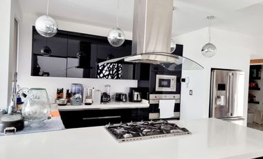 VENTA O RENTA RESIDENCIA EN CACALOMACAN 