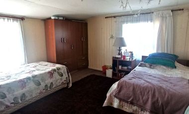 Avenida Argentina, casa de esquina  $115.000.000