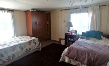 Avenida Argentina, casa de esquina  $115.000.000