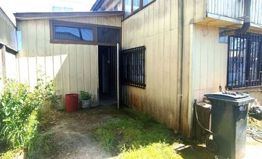 Avenida Argentina, casa de esquina  $115.000.000