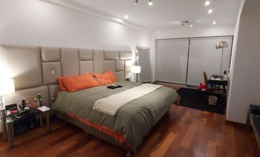 Esplendor en Surco: Dpto de 398 m² en Planta Baja con Piscina Privada y 3 Dorm.