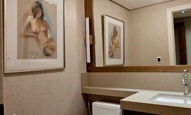 Beautiful Luxury Condo Unit For Sale in Rizal Tower Rockwell Makati City