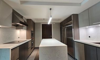 Beautiful Luxury Condo Unit For Sale in Rizal Tower Rockwell Makati City
