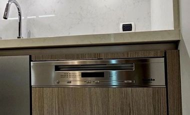 Beautiful Luxury Condo Unit For Sale in Rizal Tower Rockwell Makati City