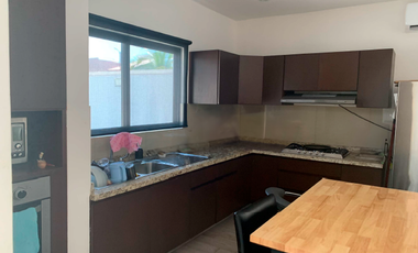 CASA EN VENTA EN FRACCIONAMIENTO LAS PALMAS MEDELLIN | ARLETTE FLORES