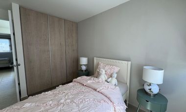 HERMOSA CASA NUEVA EN VENTA EN PRIVADO CON ALBERCA AL NORTE DE LEÓN GTO