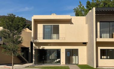 Casa en venta en Chapala en exclusivo desarrollo