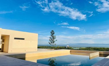 Casa en venta en Chapala en exclusivo desarrollo