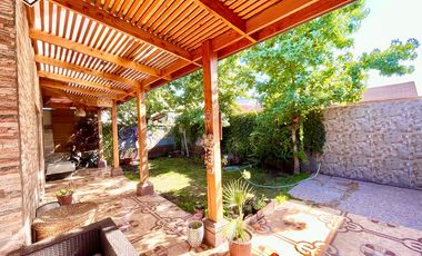 Se vende casa remodelada y ampliada en tranquilo y seguro sector de Villa Colón, Curicó