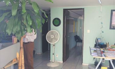 Casa, Uso Suelo Comercial, Uso Suelo Mixto, sobre Avenida Gustavo Baz