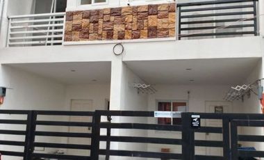 House and 50sqm lot For sale 2 Bedrooms in Greenwoods Pasig City (Mercedez Village) PH2835