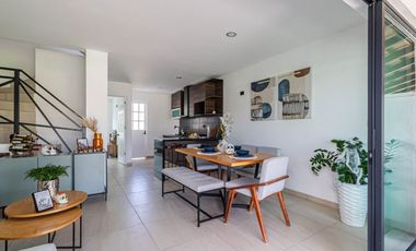 Casa en Venta con Alberca jardín privado a 15 minutos de Cuernavaca en Xochitepec Morelos