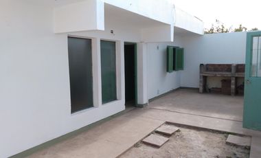 VENTA CASA 3 dormitorios en Barrio Jose Hernandez