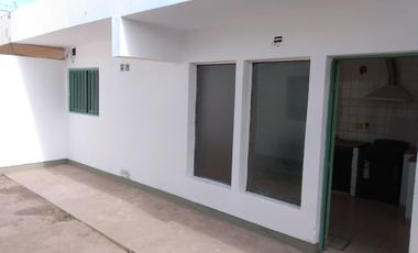 VENTA CASA 3 dormitorios en Barrio Jose Hernandez