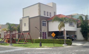 Casa en Condominio en Rinconada La Isla, Metepec Edo Mex