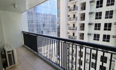 Pet Friendly One Bedroom with Parking and Balcony for Rent in One Maridien- BGC