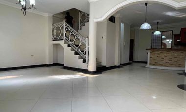 CASA EN ALQUILER SECTOR LAS BRISAS INGRESO A MACHALA PIAZZA