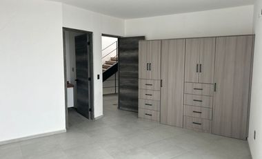 Linda casa bien ubicada en Metepec