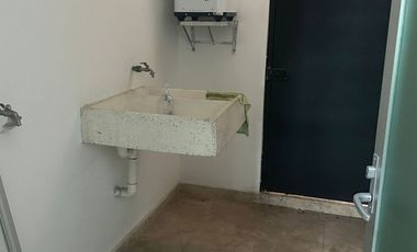 Casa con 3 Recamaras Alberca seguridad a 2 minutos del centro de  Oaxtepec Morelos